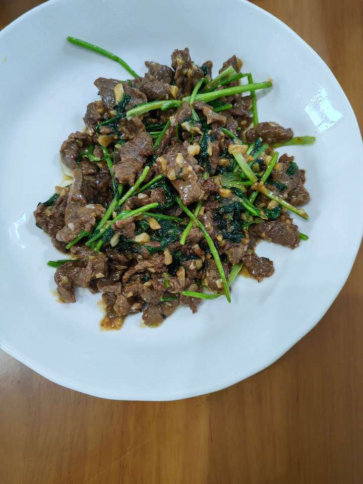 小炒牛肉
